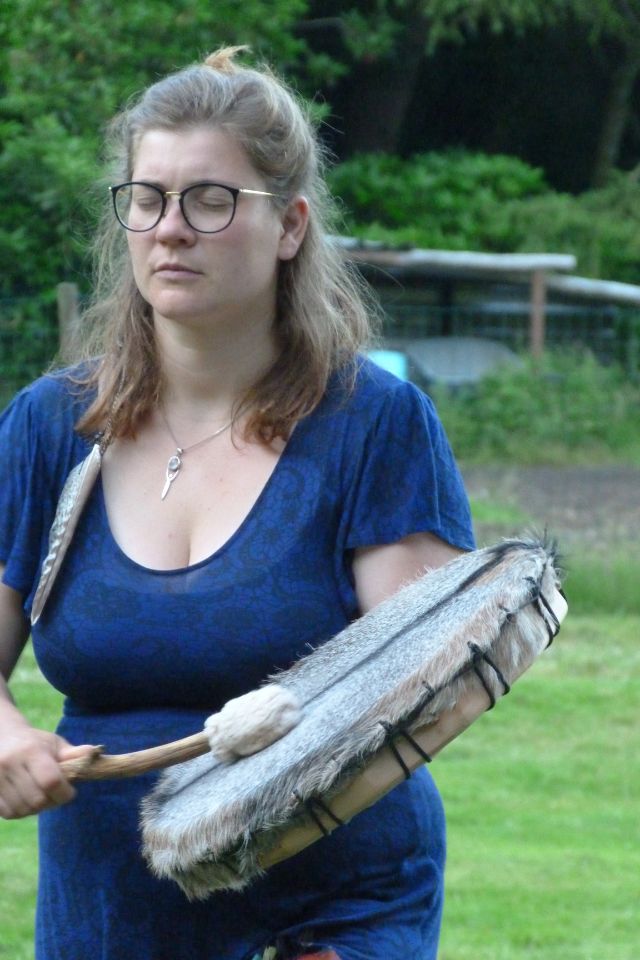 Hoe-gebruik-ik-een-sjamanendrum